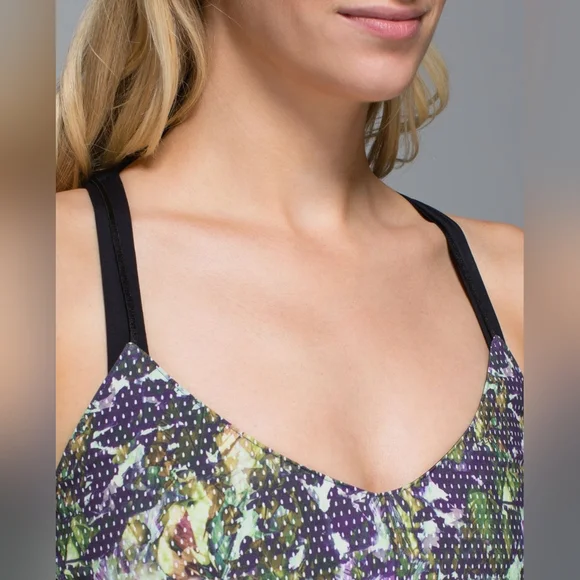 Lululemon - City Summer Dress - Size 4 - Picture 5 of 16